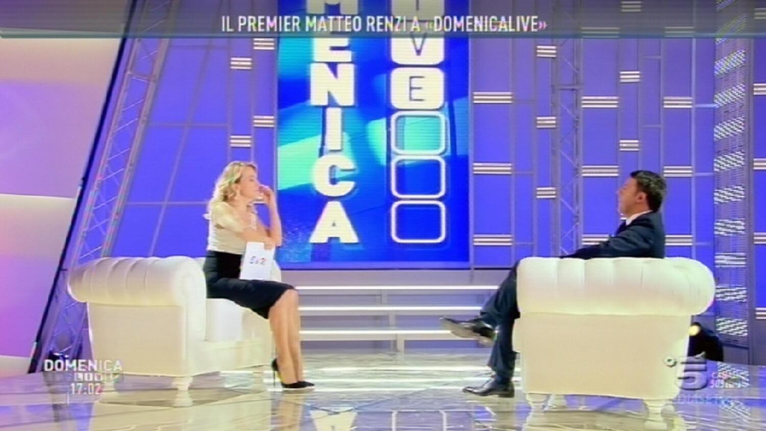 Renzi contro la guerra in Libia: "Calma, non è un videogioco"