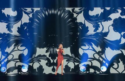 Forma smagliante per Celine Dion  8