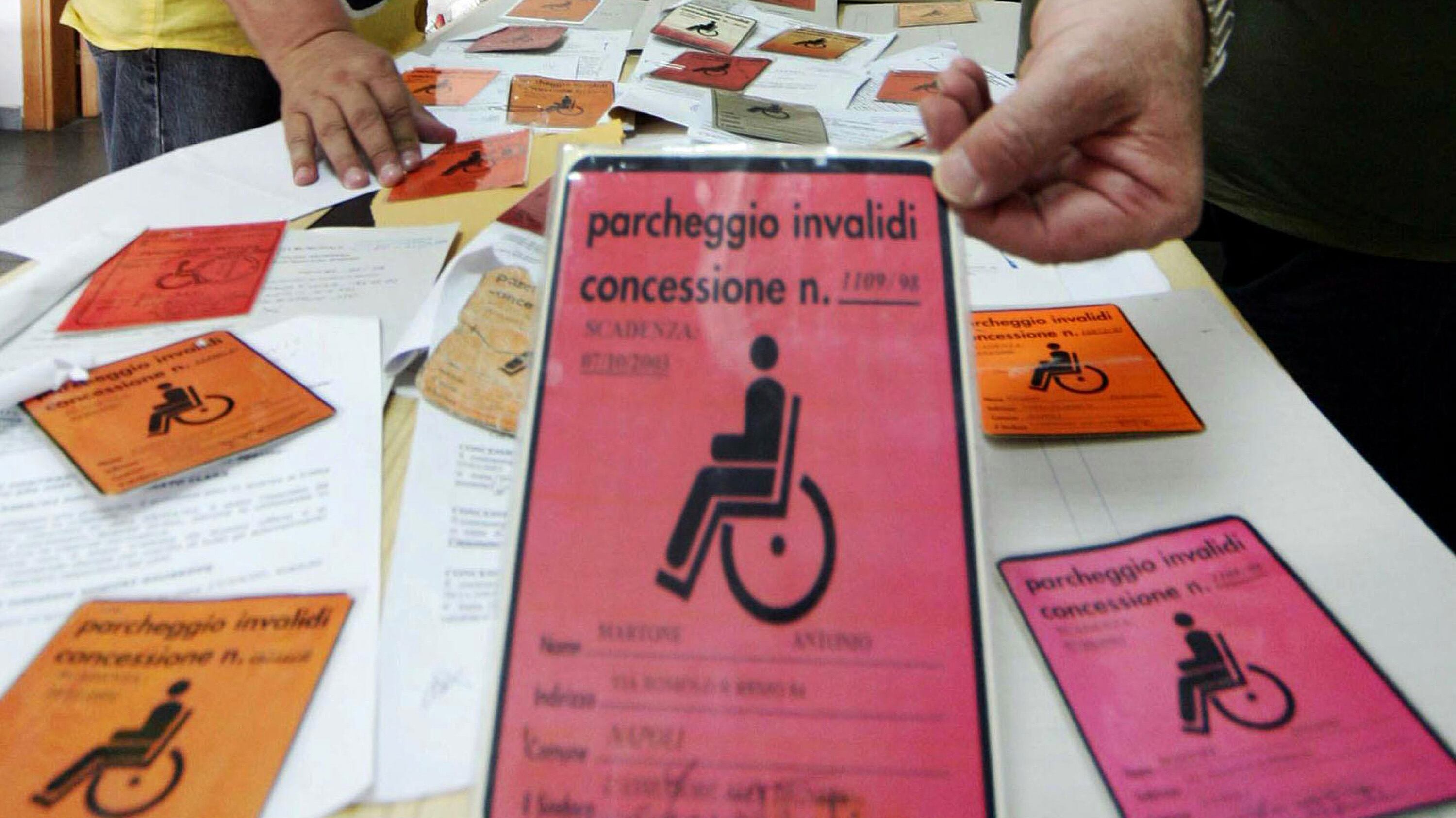 L'ultima del M5S: "Falsi invalidi, basta controlli"
