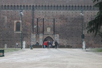 Milano, la città si sveglia ghiacciata 3