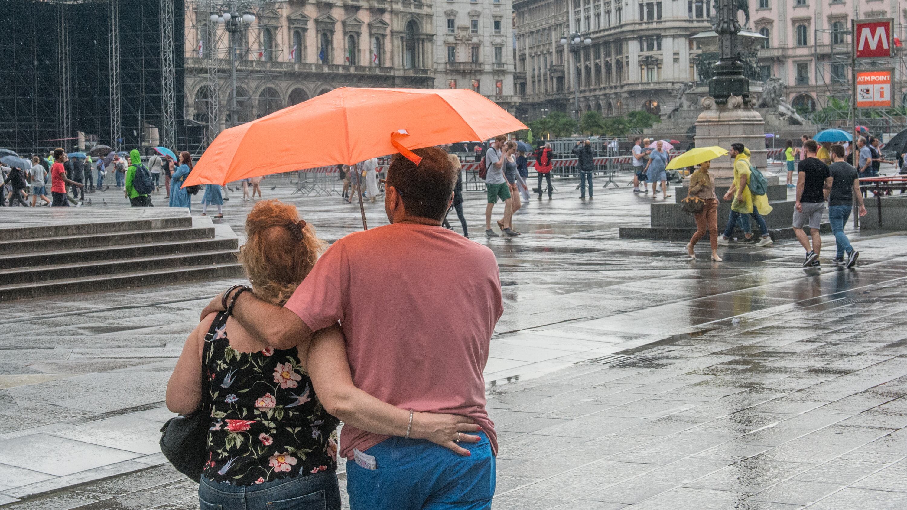Occhio al weekend: dopo il picco di caldo la bomba d'acqua