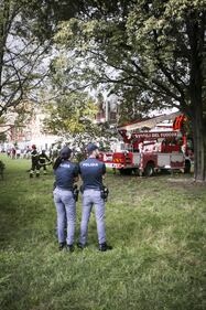 Uomo trovato morto impiccato a Milano 5