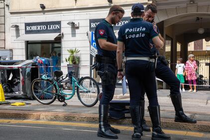 Gravissimo incidente in corso XXII Marzo, a Milano: le immagini dei soccorsi 15