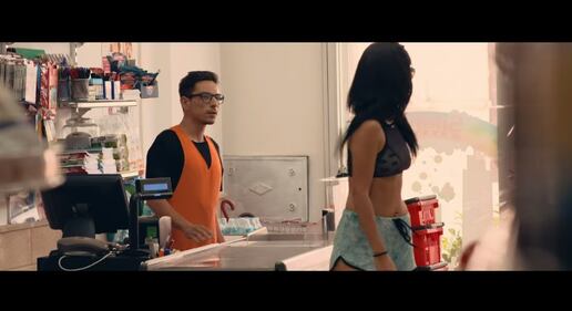 Giusy Ferreri e Baby K: video hot per "Roma-Bangkok" 10