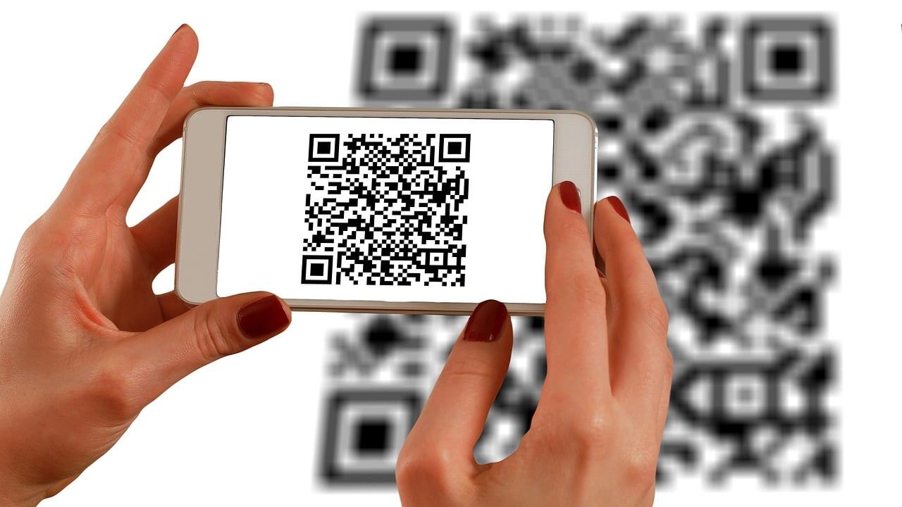 Quishing, occhio alla nuova truffa: così vi fregano con il QR Code