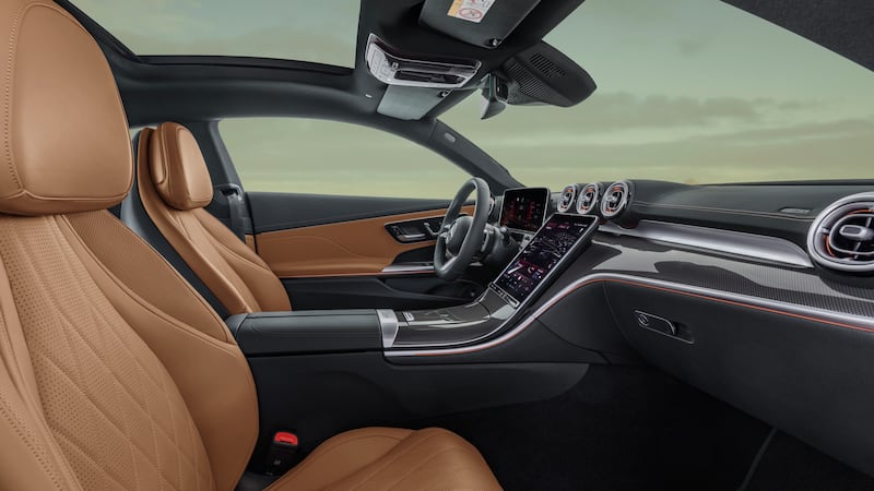 Mercedes CLE 200: la gallery della coupè mild-hybrid benzina 13
