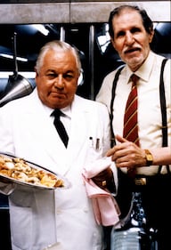 Ciccio Ingrassia con Paolo Villaggio nel film "Camerieri" (1995)