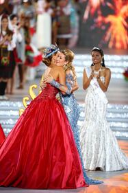 Mireia Lalaguna, la nuova miss mondo 19
