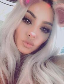 Kim Kardashian, le immagini più hot 8