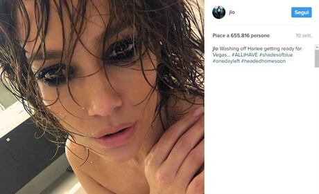 Jennifer Lopez, scatti bollenti per il tour 8
