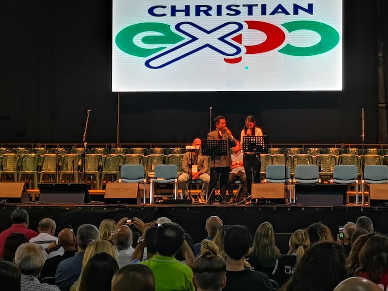 A Napoli la grande fiera cristiana 4