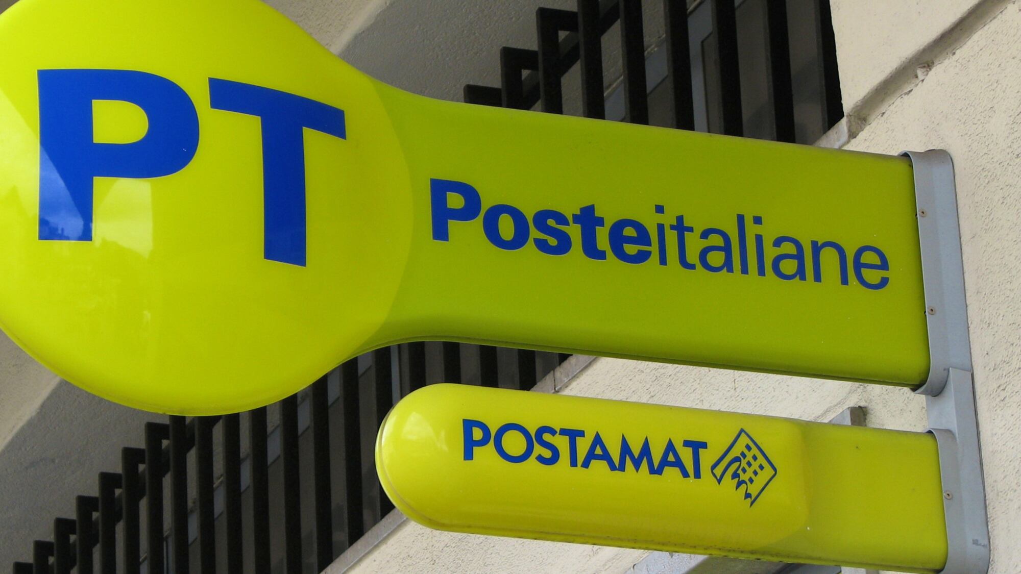 "Avete un conto in posta? Fate attenzione alla truffa via e-mail"