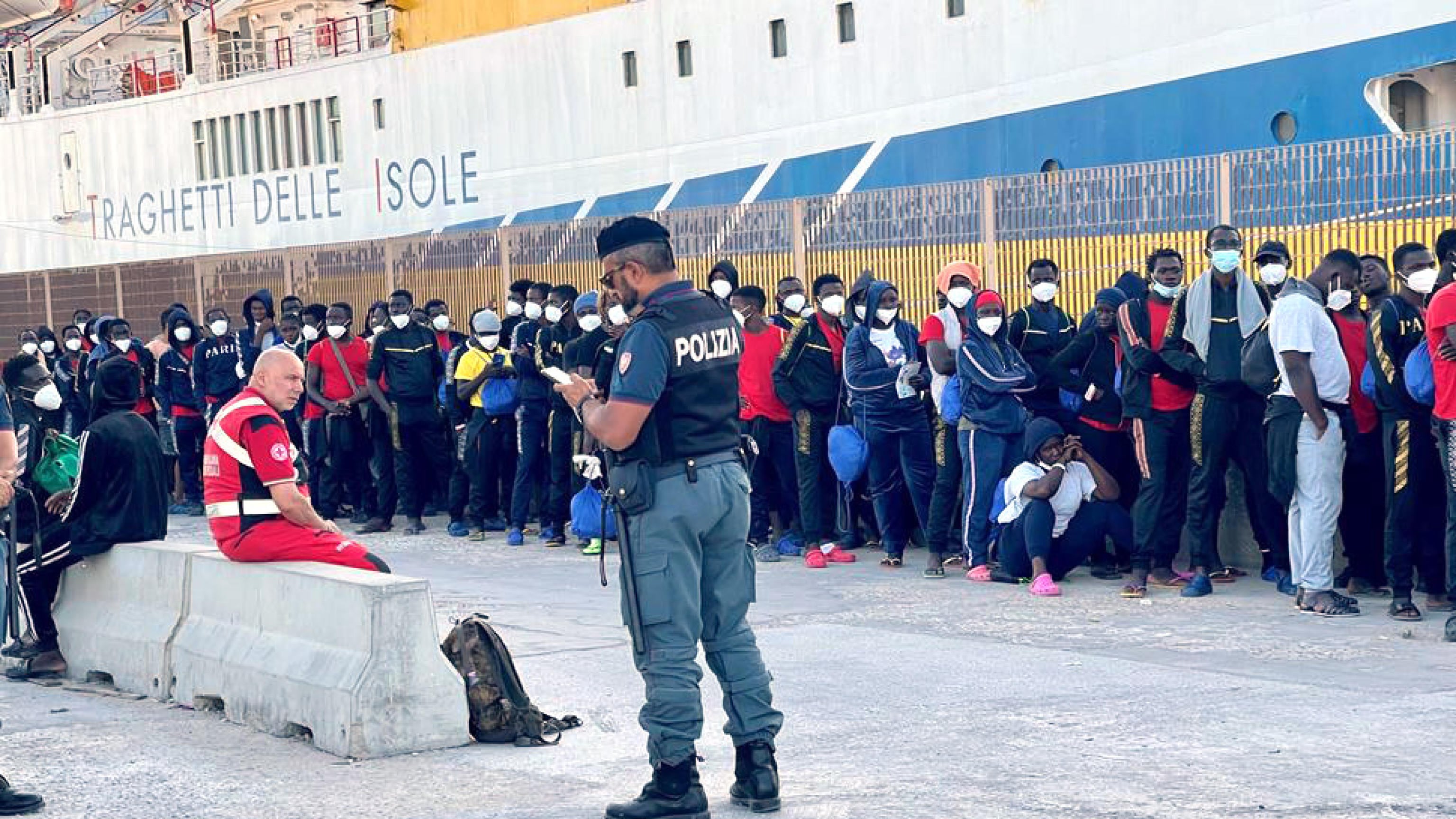 Lampedusa, fermati due scafisti egiziani per immigrazione clandestina