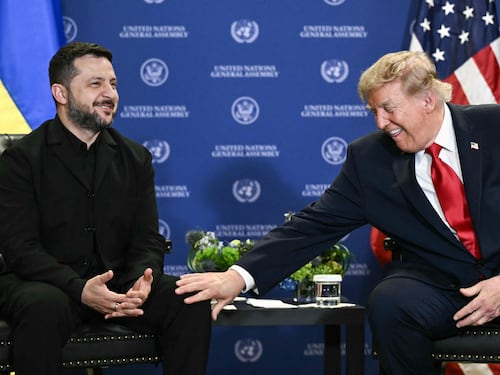Zelensky: “Pronto a incontrare Putin”. E chiede a Trump i Patriot per l’inverno