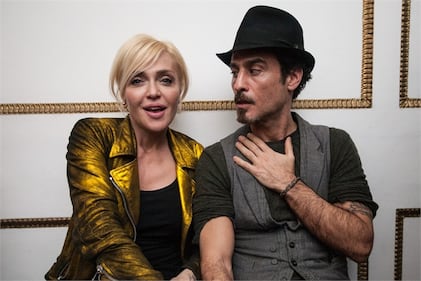 Paola Barale e Raz Degan, le foto della coppia 11