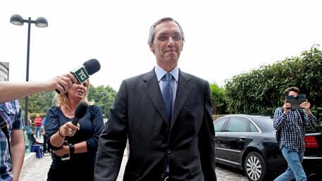"Da oggi il mondo è un posto migliore": i vergognosi insulti dopo la morte di Ghedini