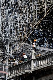 Parigi, riprendono i lavori di ristrutturazione di Notre Dame 10