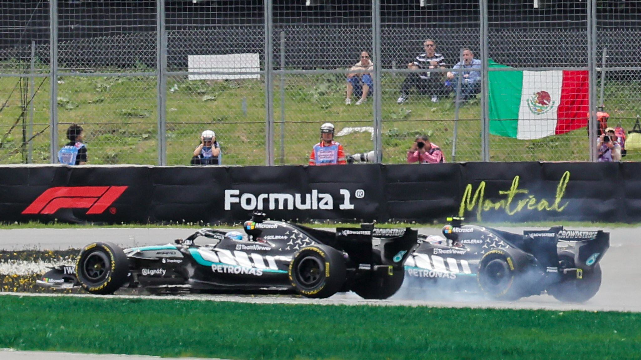 F1, Russell la spunta su Antonelli, è pole in Canada. Male le due Ferrari