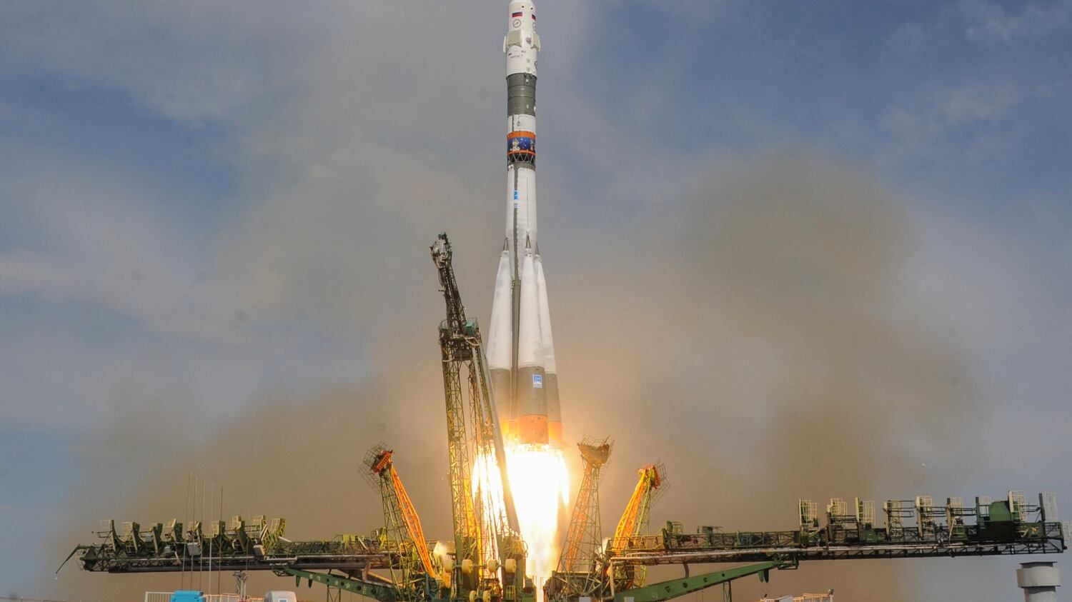 Quelle strane manovre dei satelliti militari russi. Cosa sta succedendo