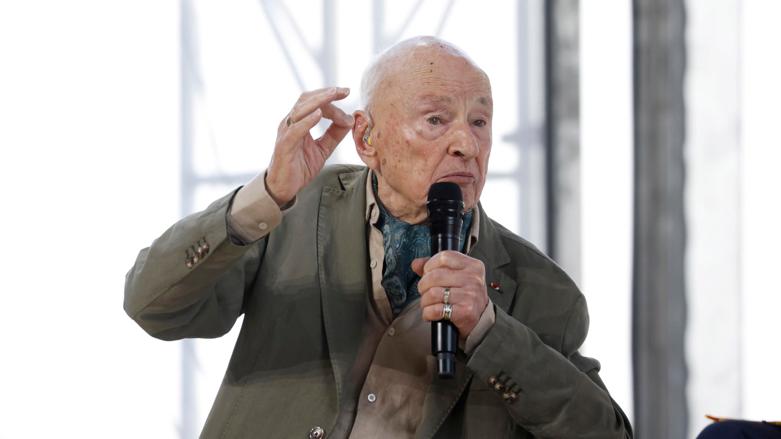 Edgar Morin, pensatore diviso tra due culture (e a suo agio con tutti)