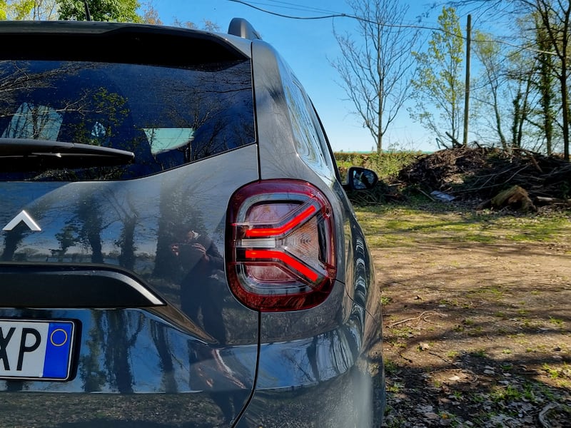 Dacia Duster Journey 2023, guarda le foto 14