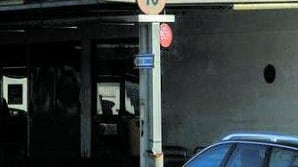 Il parroco e la sindacalista