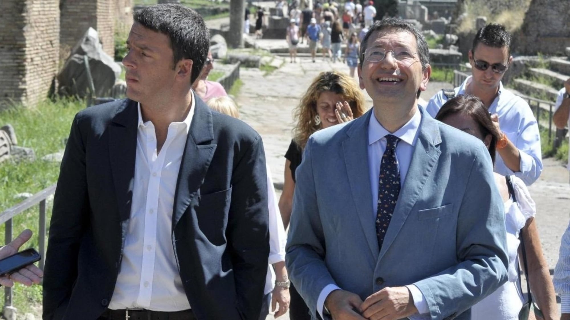 Renzi insabbia il caso Roma