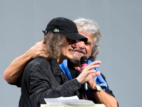 Il Corriere megafono del MS5: dopo Grillo tocca a Casaleggio
