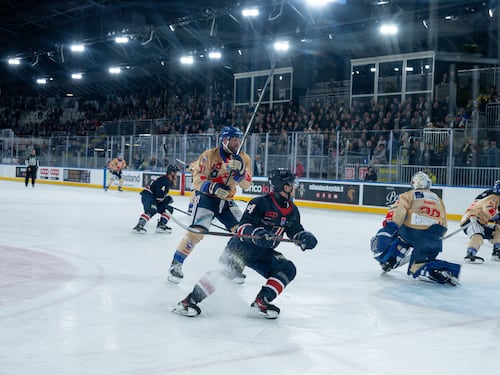 Hockey, Innsbruck rovina la prima casalinga di Milano