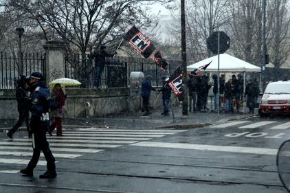 Scontri a Milano tra Forza Nuova e i centri sociali 12