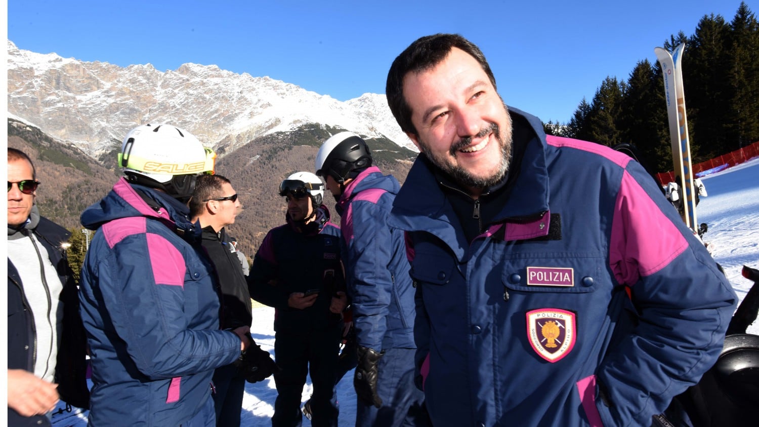 Salvini ai sindaci in rivolta: "Risponderanno penalmente"