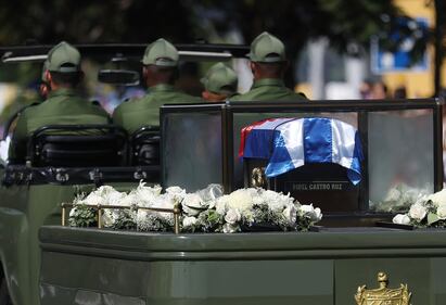 Il corteo funebre di Fidel Castro a Santiago 1