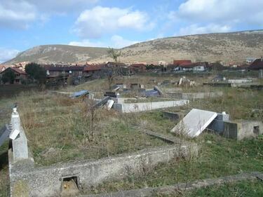 Croci spezzate: Kosovo in balia del radicalismo 4
