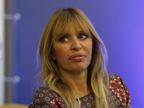 Alessandra Mussolini, la laurea in medicina, la carriera in tv: chi sono il marito e i figli