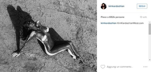 Kim Kardashian nuda su Instagram: foto 10