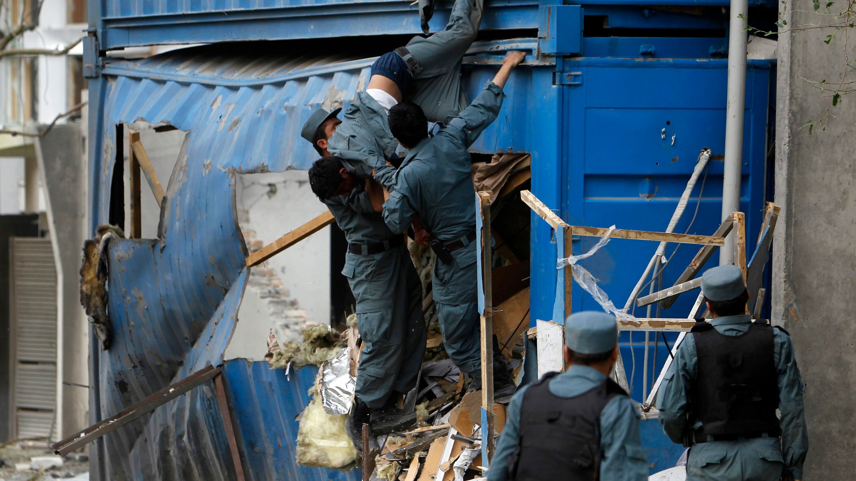 Attentato a Kabul, ferita funzionaria italiana