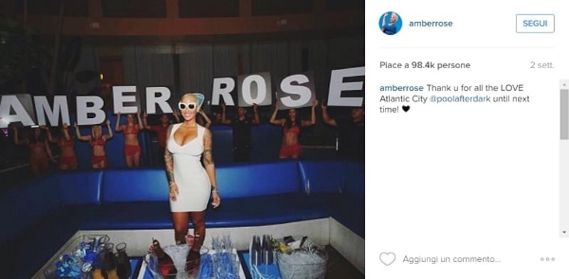 Amber Rose, anche l'ex di Kanye West difende il selfie hot di Kim Kardashian: foto 10