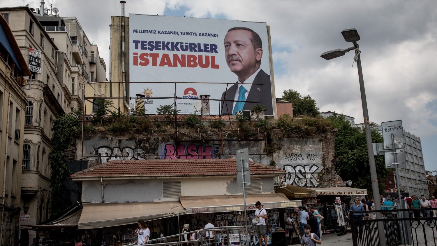 Erdogan giura da presidente. Al genero ministero delle Finanze