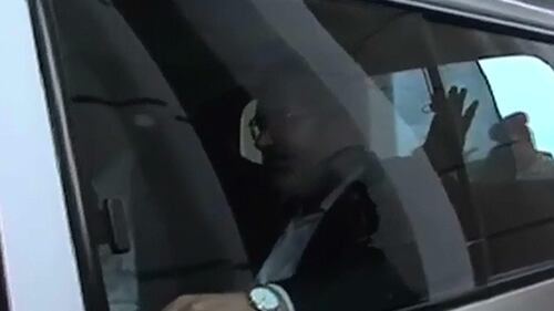 Egitto, Morsi riappare in pubblico per il processo 5