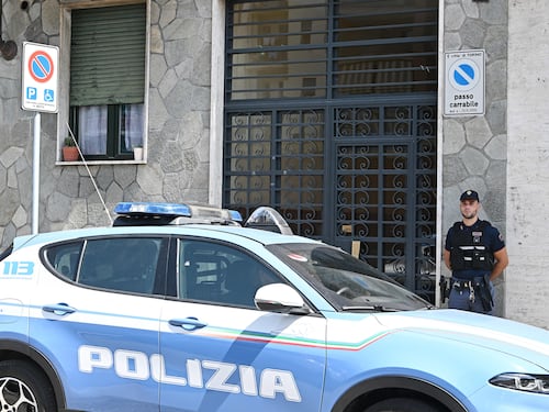 Uccisa e messa sotto il letto: fermato l’ex a Torino