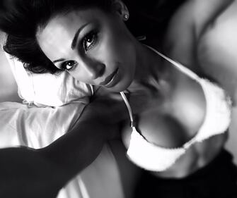 Anna Tatangelo sexy tanguera 22