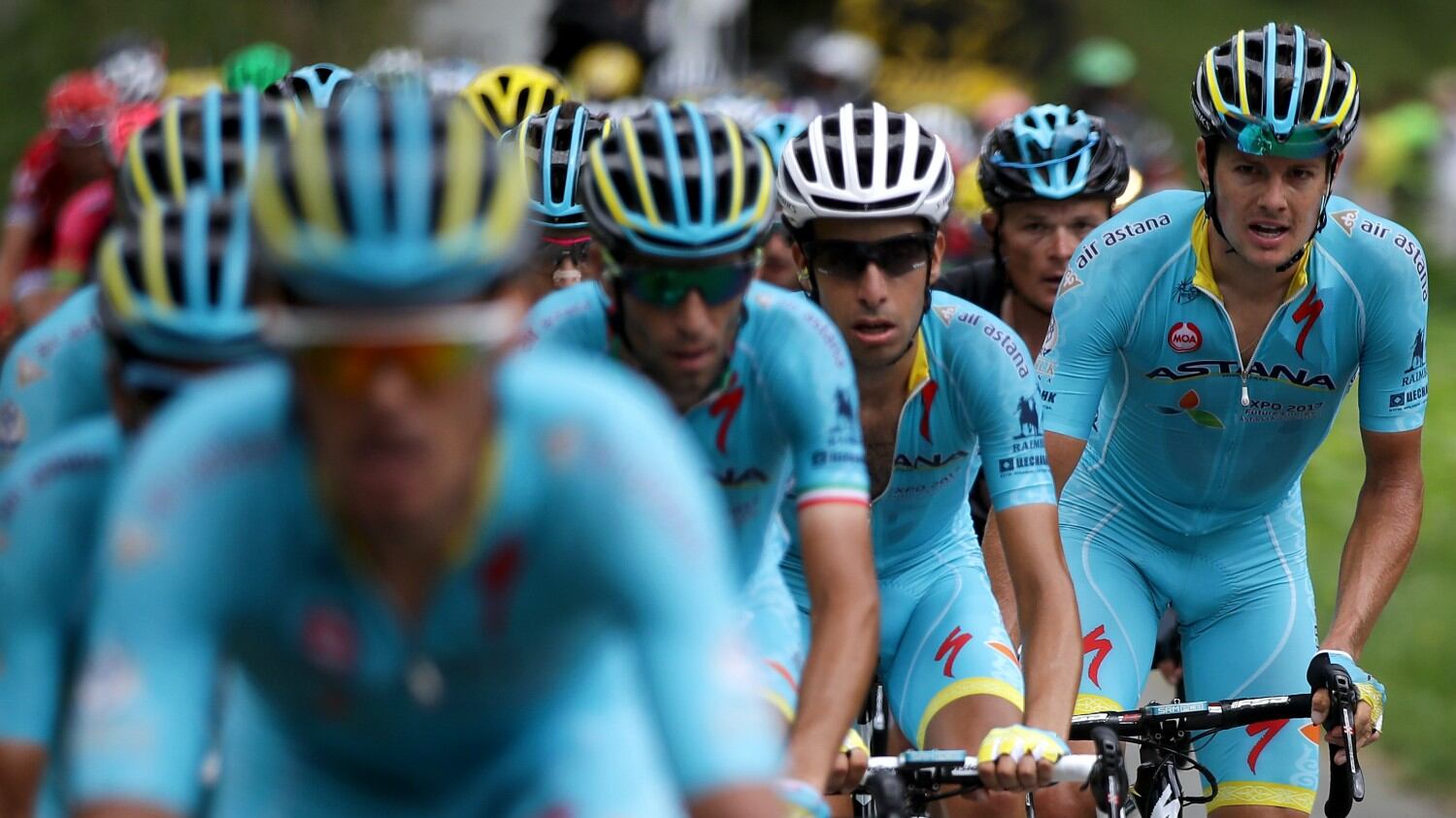 Aru perde la strada sulle Alpi. È il giorno di re Froome III