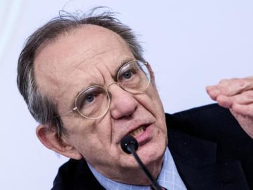 Sorpresa Unicredit: in uscita Padoan