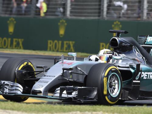 F1, Gp Australia, la pole va a Hamilton. Vettel è quarto