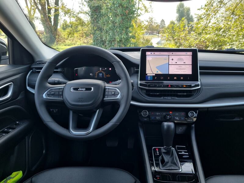 Jeep Compass e-Hybrid: guarda la gallery della prova su strada 16