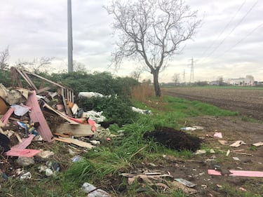 Nella Terra dei fuochi, tra le discariche a cielo aperto mai sparite 8