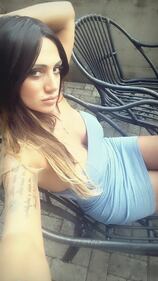 Marika Fruscio, l'abito bondage fa impazzire i social 25