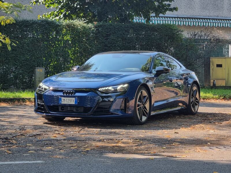 Audi RS e-tron GT: guarda la gallery della super berlina elettrica 4