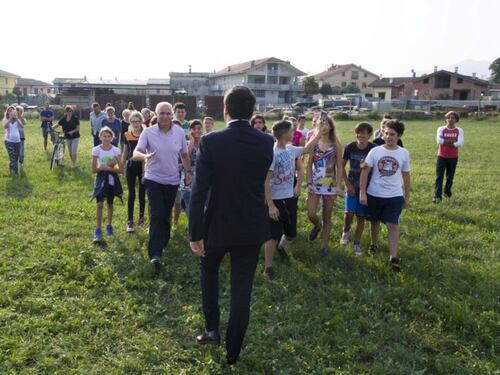 Si è chiuso nel blog. Come Grillo