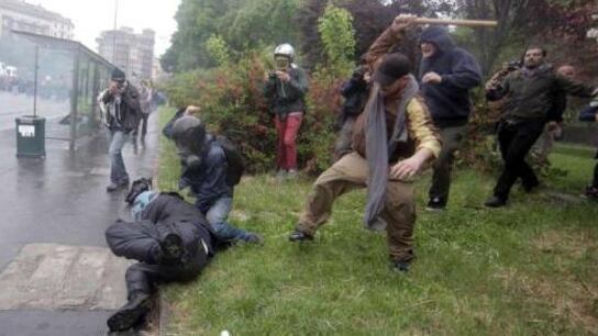 Ora il black bloc fa il pentito «Chiedo scusa al poliziotto»